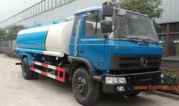 郑州爆料洒水车视频最新,这波操作太“豪爽”